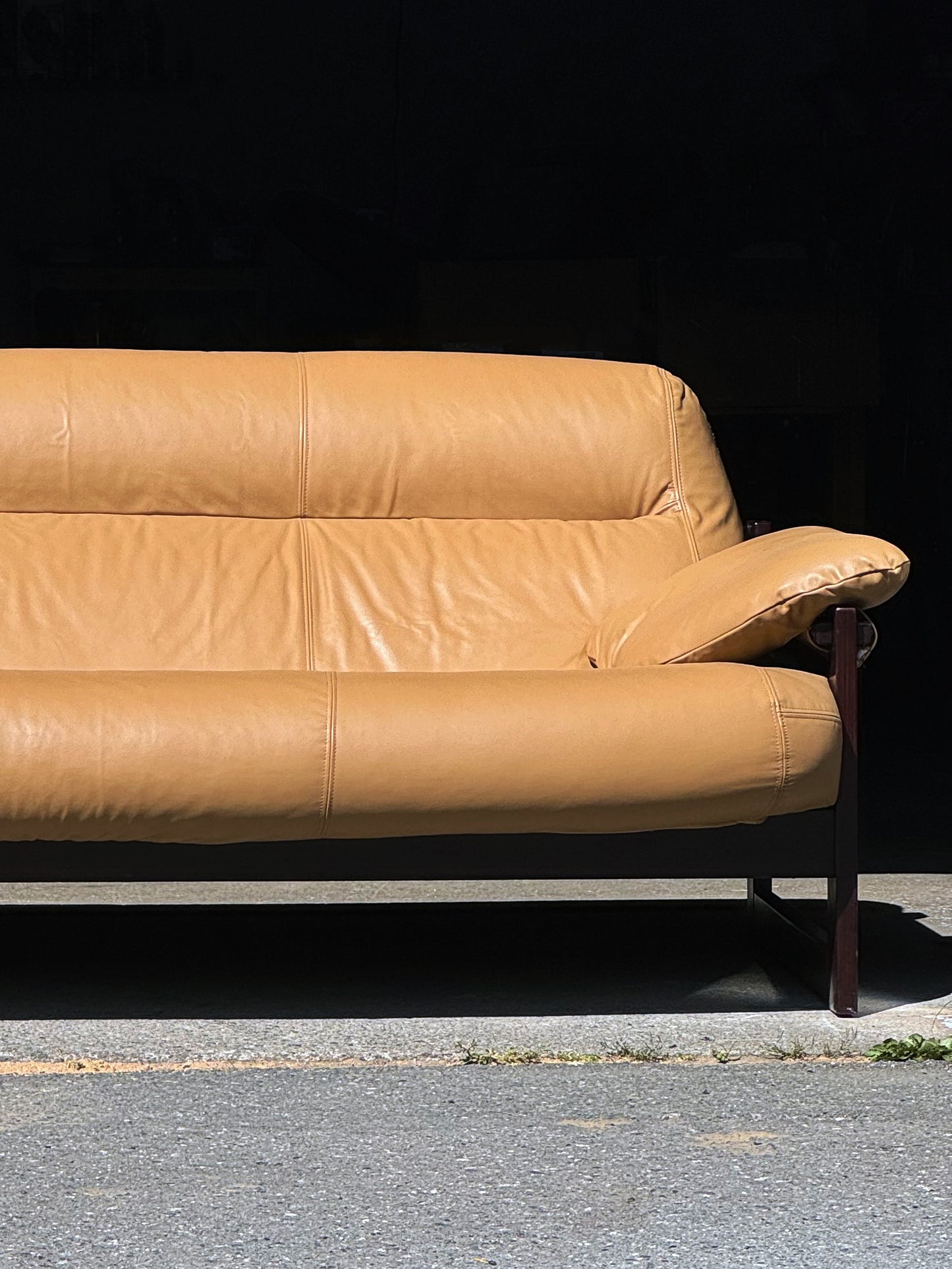 1970s MP-91 / MP-163 Earth Sofa by Percival Lafer in leather and rosewood
