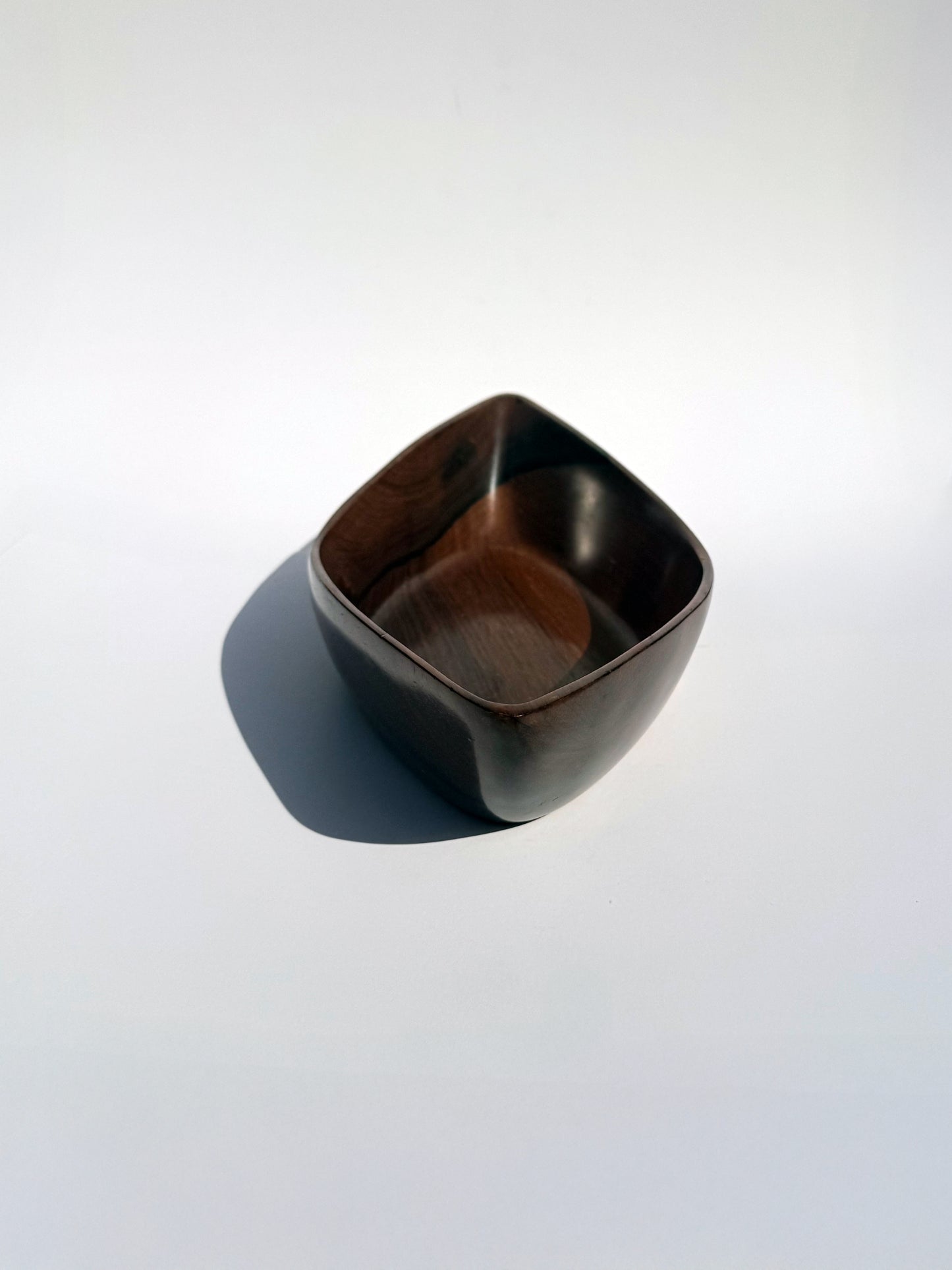 1960s Sculptural Bowl by Jean Gillon for Italma WoodArt in Brazilian rosewood