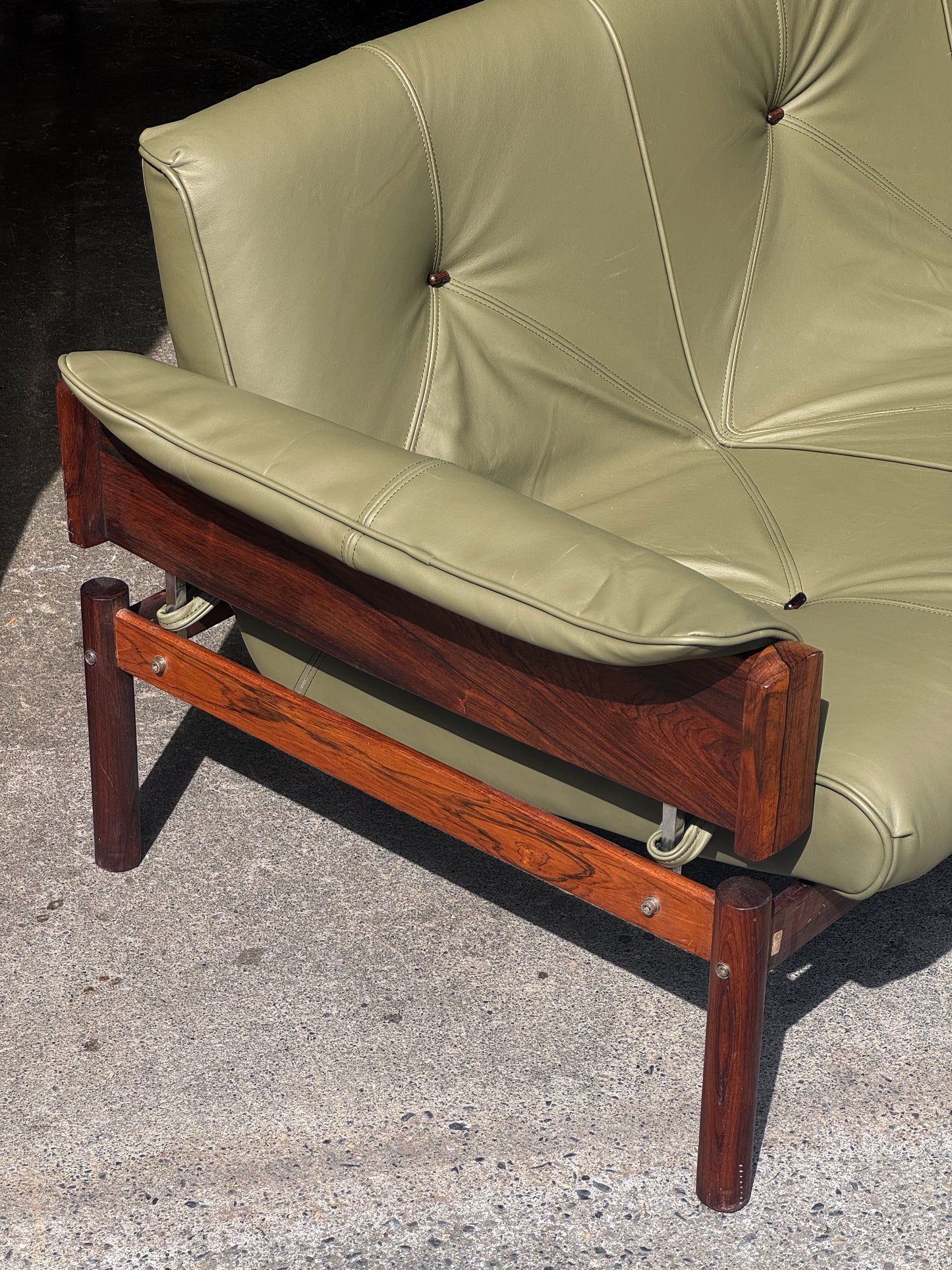 1960s MP-13 Sofa by Percival Lafer in green leather and Brazilian rosewood