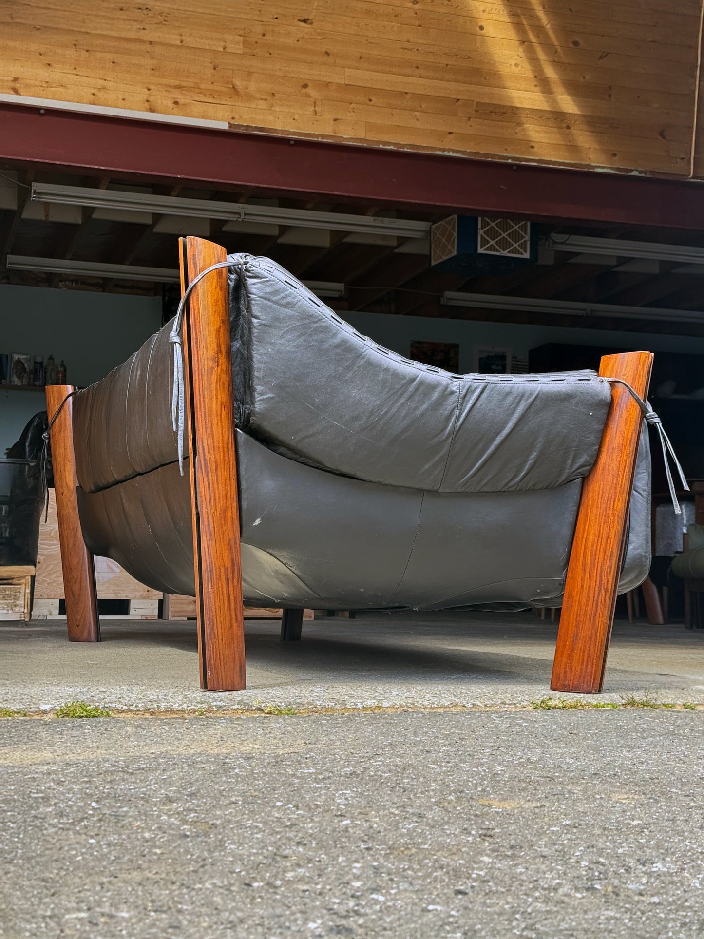 1960s MP-211 Sofa by Percival Lafer in original black leather and rosewood