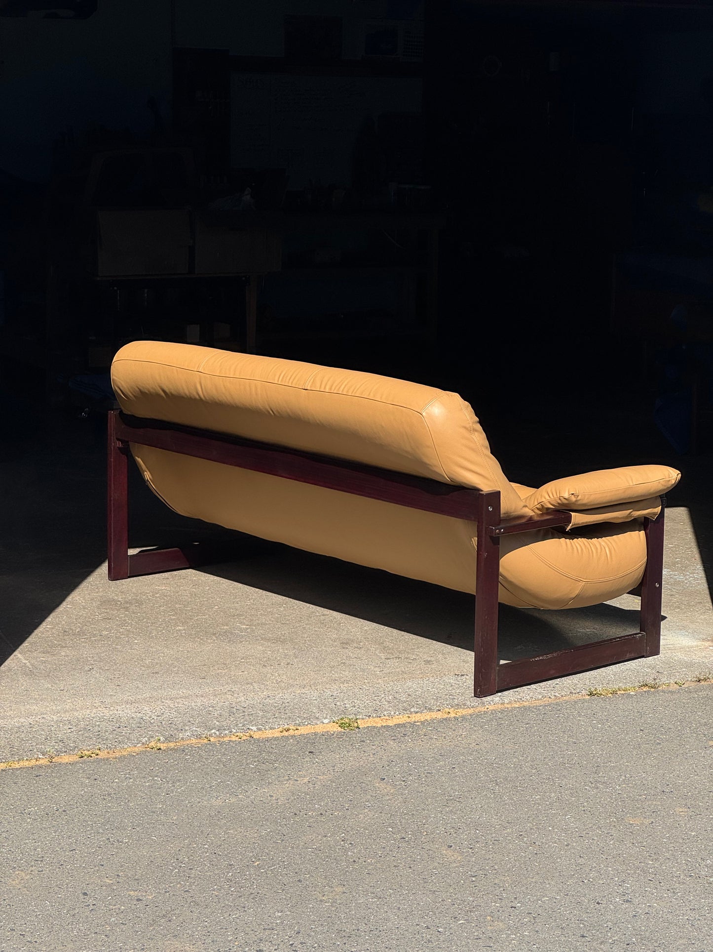1970s MP-91 / MP-163 Earth Sofa by Percival Lafer in leather and rosewood