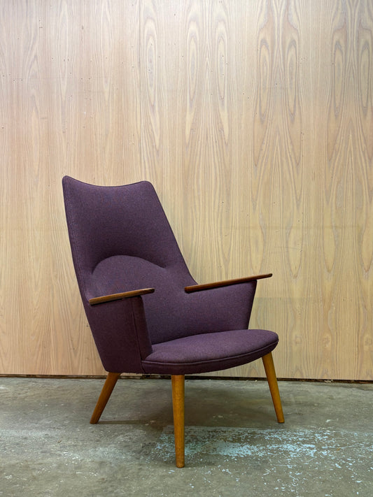 Hans Wegner Teak and Oak AP27 “Mama Bear” Lounge Chair for AP Stolen