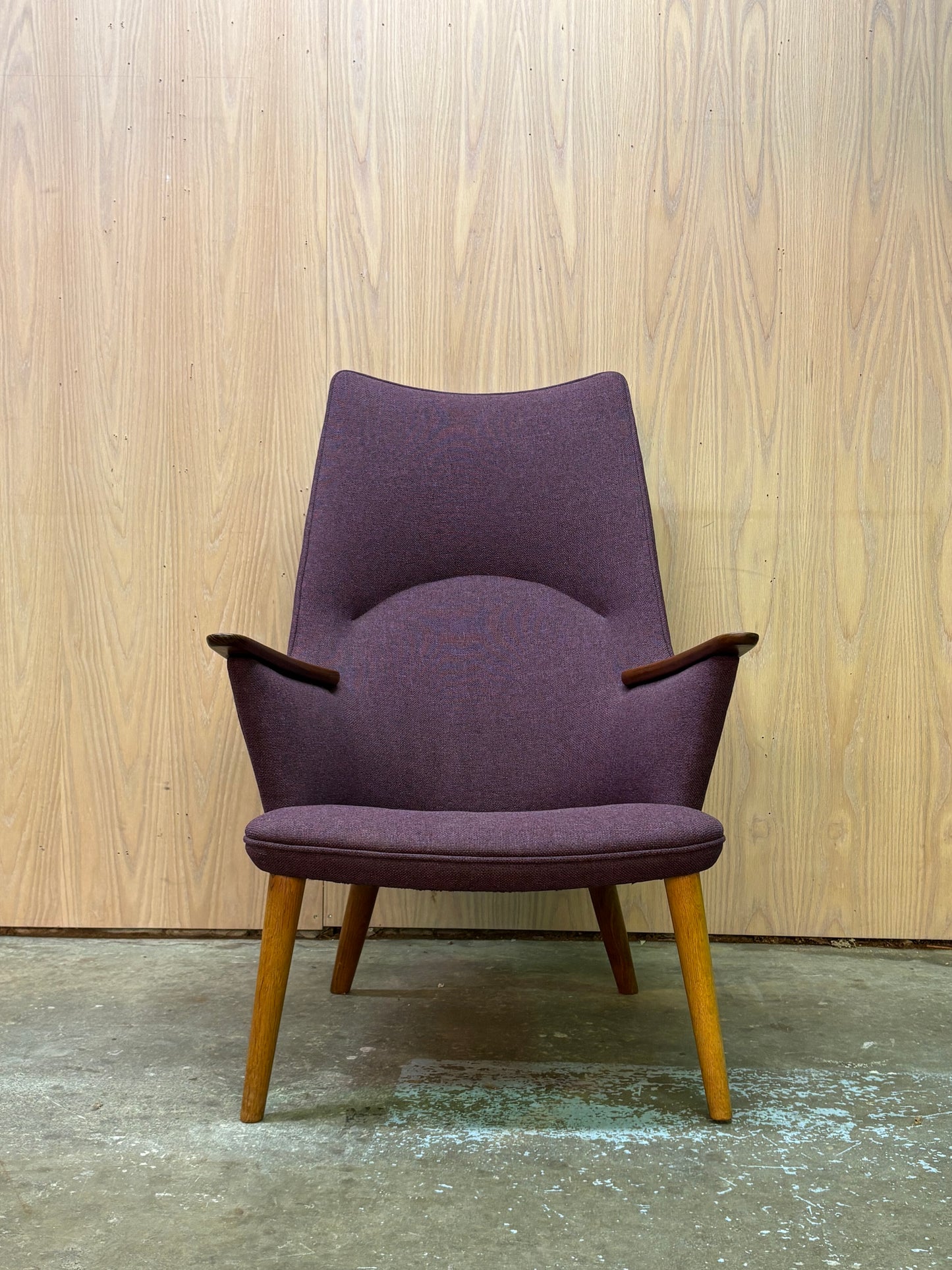 Hans Wegner Teak and Oak AP27 “Mama Bear” Lounge Chair for AP Stolen