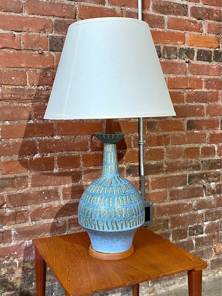 Mid Century Italian Table Lamp by Alvino Bagni