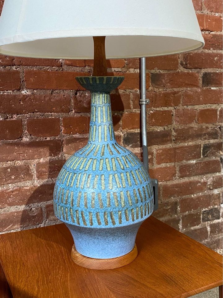 Mid Century Italian Table Lamp by Alvino Bagni