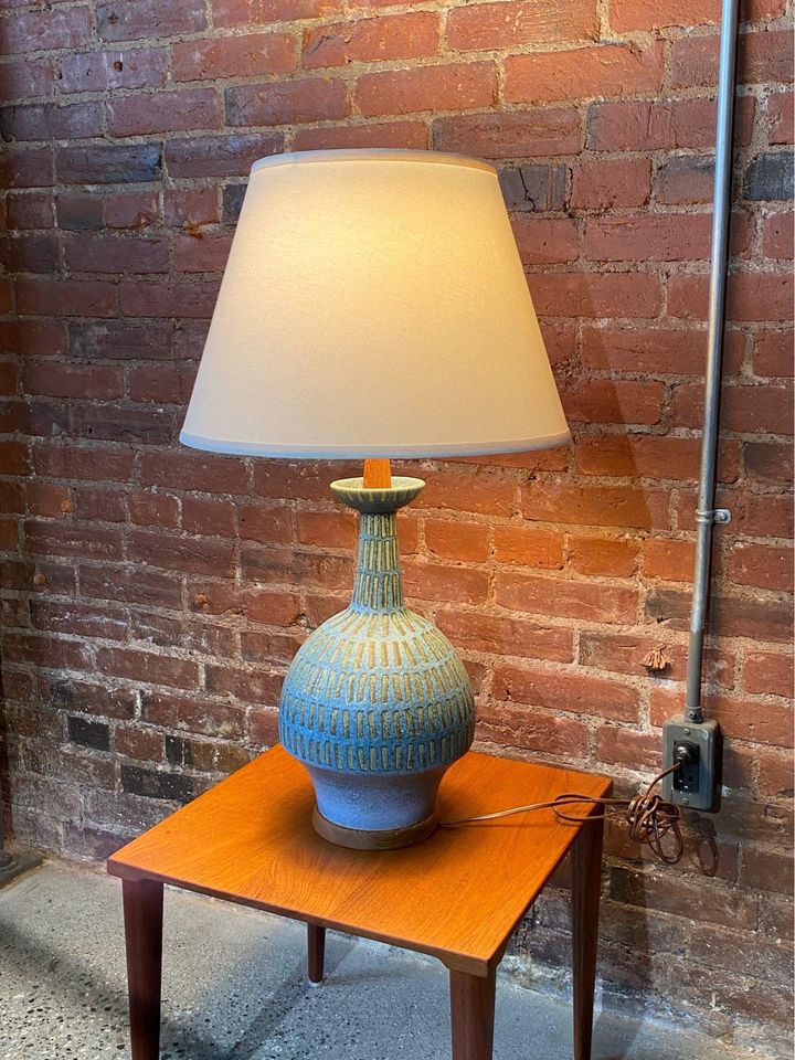 Mid Century Italian Table Lamp by Alvino Bagni