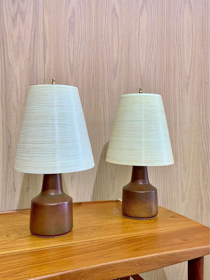 Pair of 1960s Ceramic Lotte Lamps with Original Shades