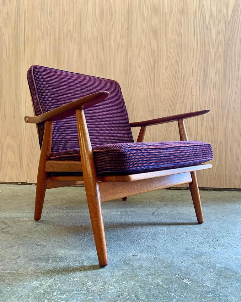 Pair of 1960s Danish Teak Lounge Chairs by Hans Wegner