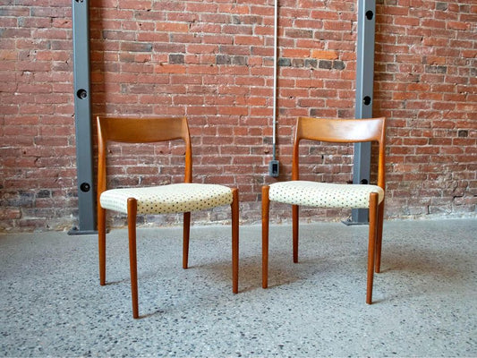 Pair of 1960s Danish Teak Model 77 Chairs by Niels Møller