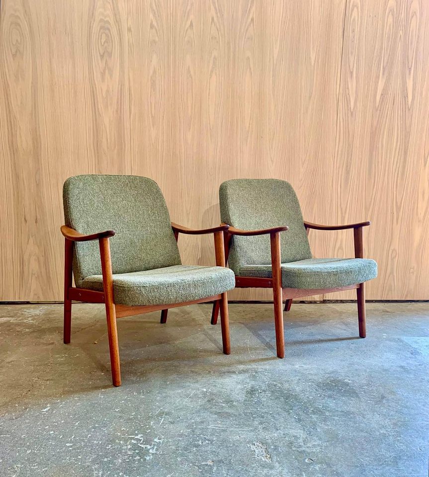 Pair of 1960s Norwegian African Teak Reclining Lounge Chairs