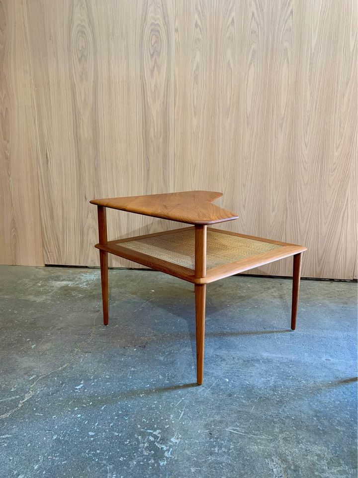 Pair of 1960s Solid Teak Side End Corner Tables by Peter Hvidt