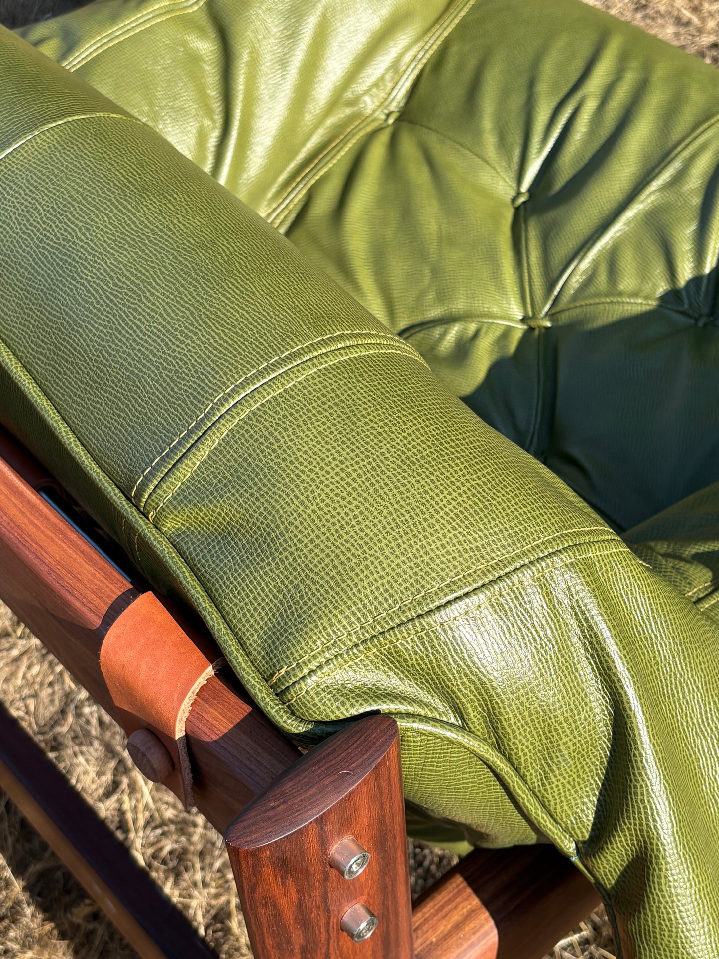 Pair of 1960s Brazilian Wood and Leather MP41 Chairs by Percival Lafer