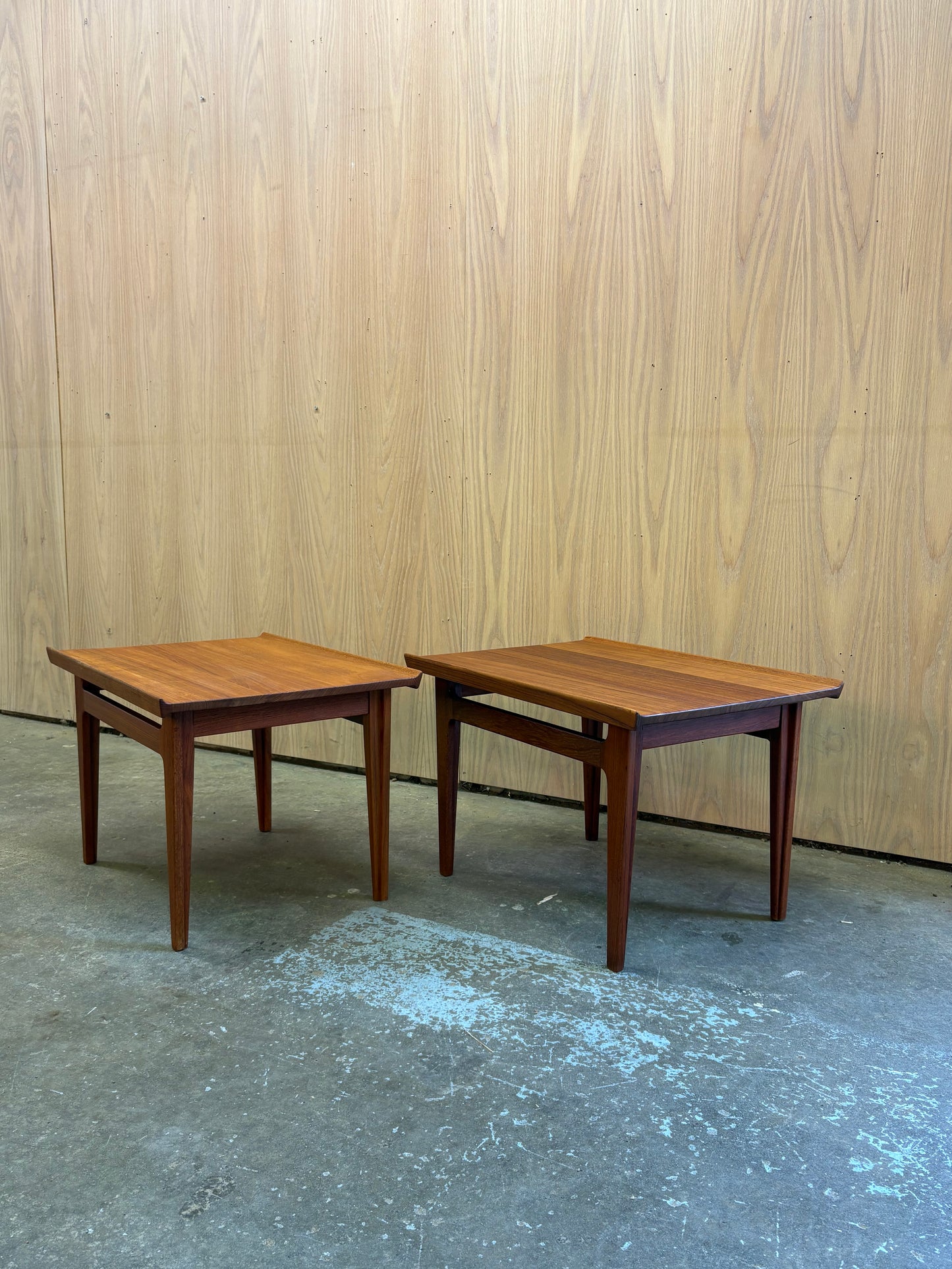 Pair of 1960s Solid Teak FD535 End Tables by Finn Juhl for France & Søn