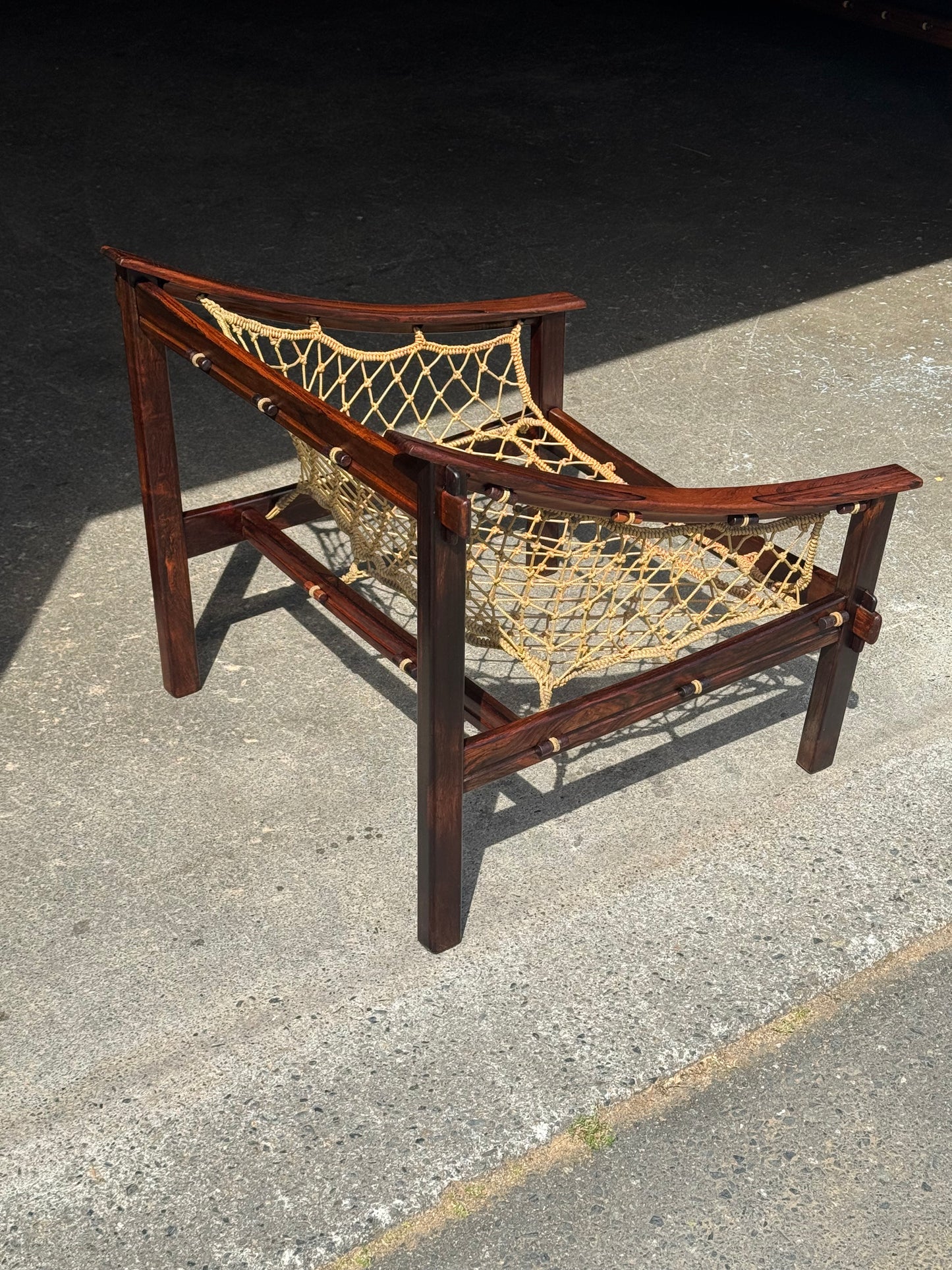 1960s Amazonas Lounge Chair by Jean Gillon for Wood Art in rosewood and black leather