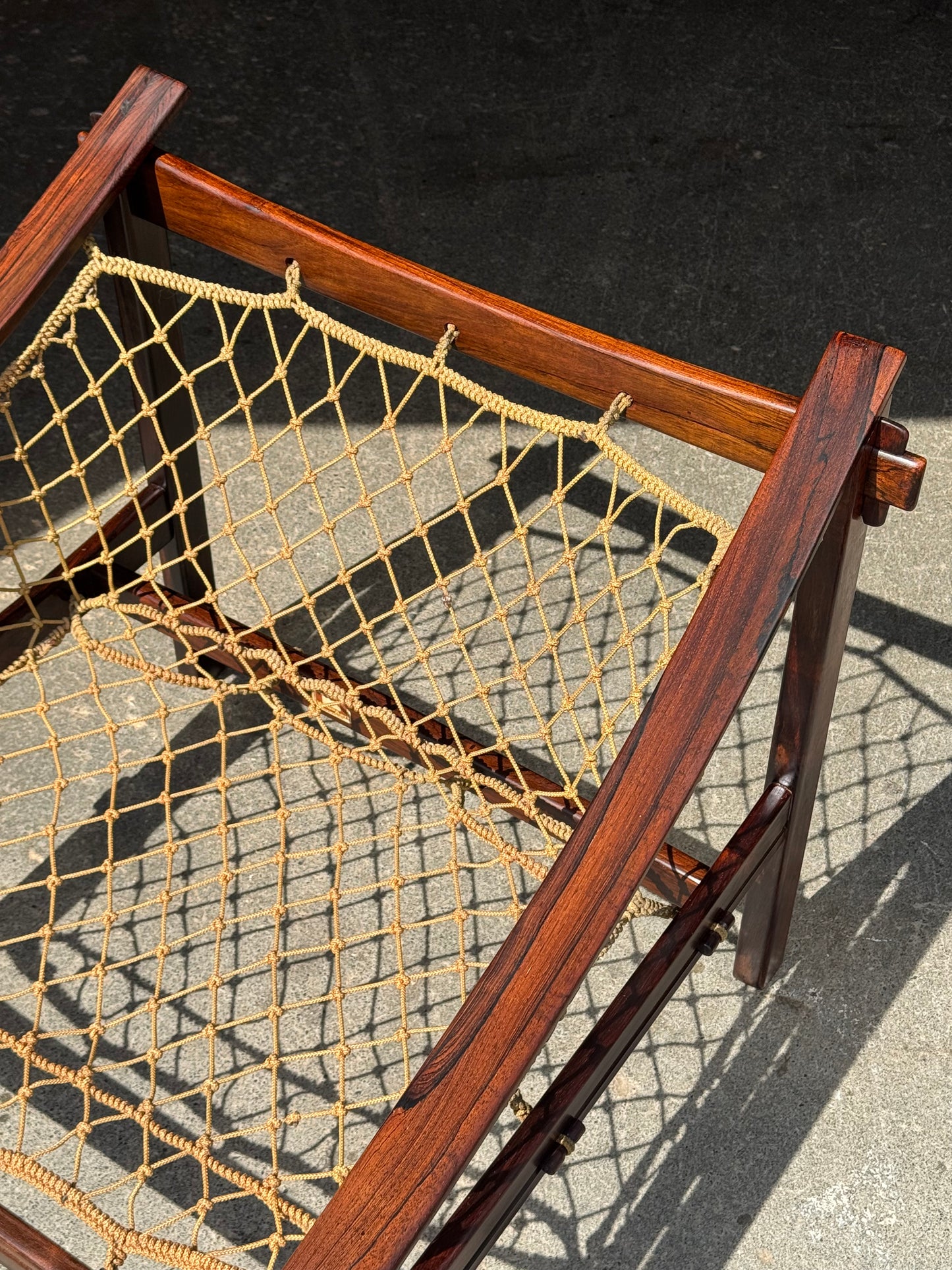 1960s Amazonas Lounge Chair by Jean Gillon for Wood Art in rosewood and black leather