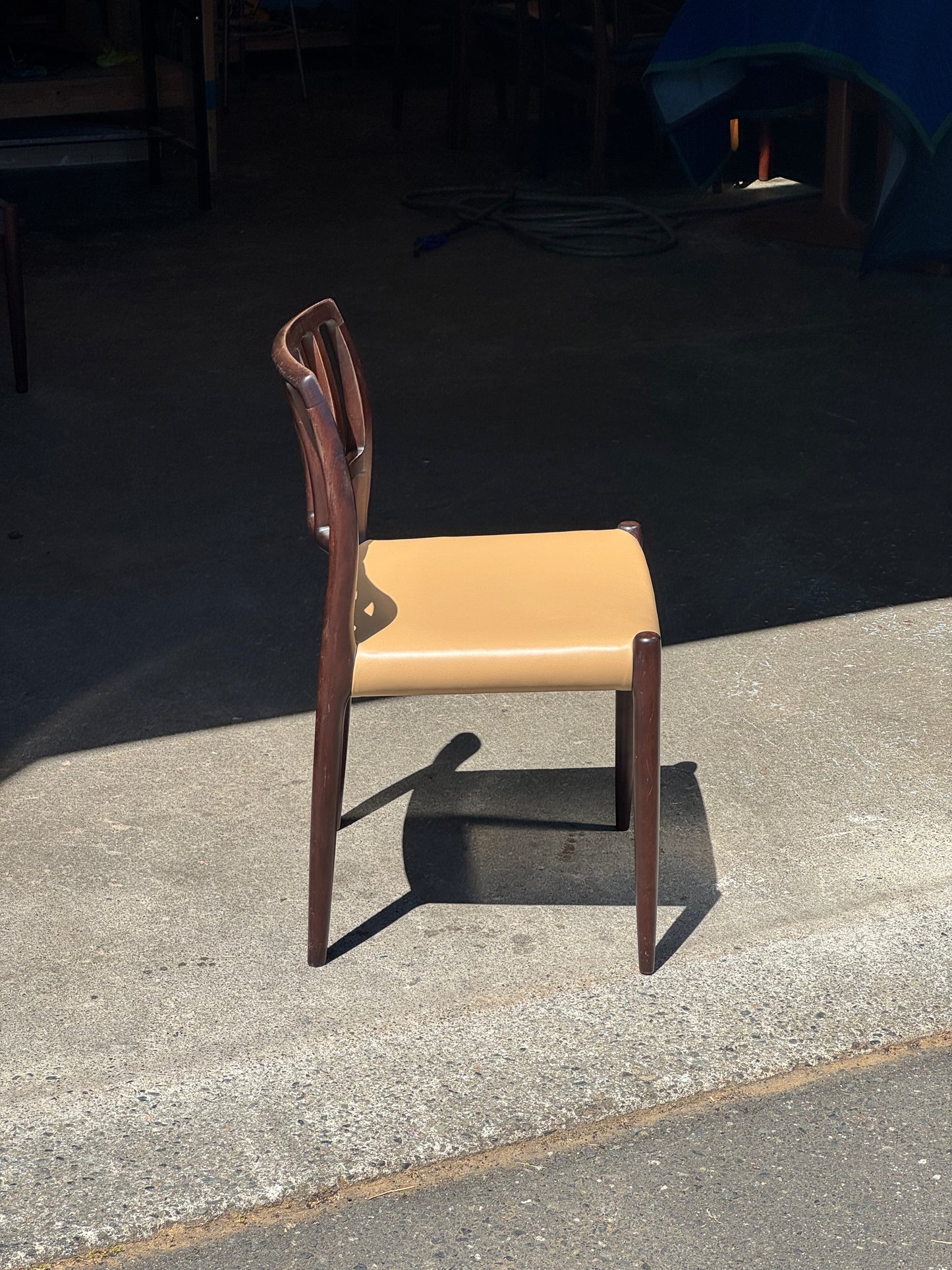 1970s Model 83 Dining Chairs by Niels Otto Møller for J.L. Møllers Møbelfabrik in solid wood and leather