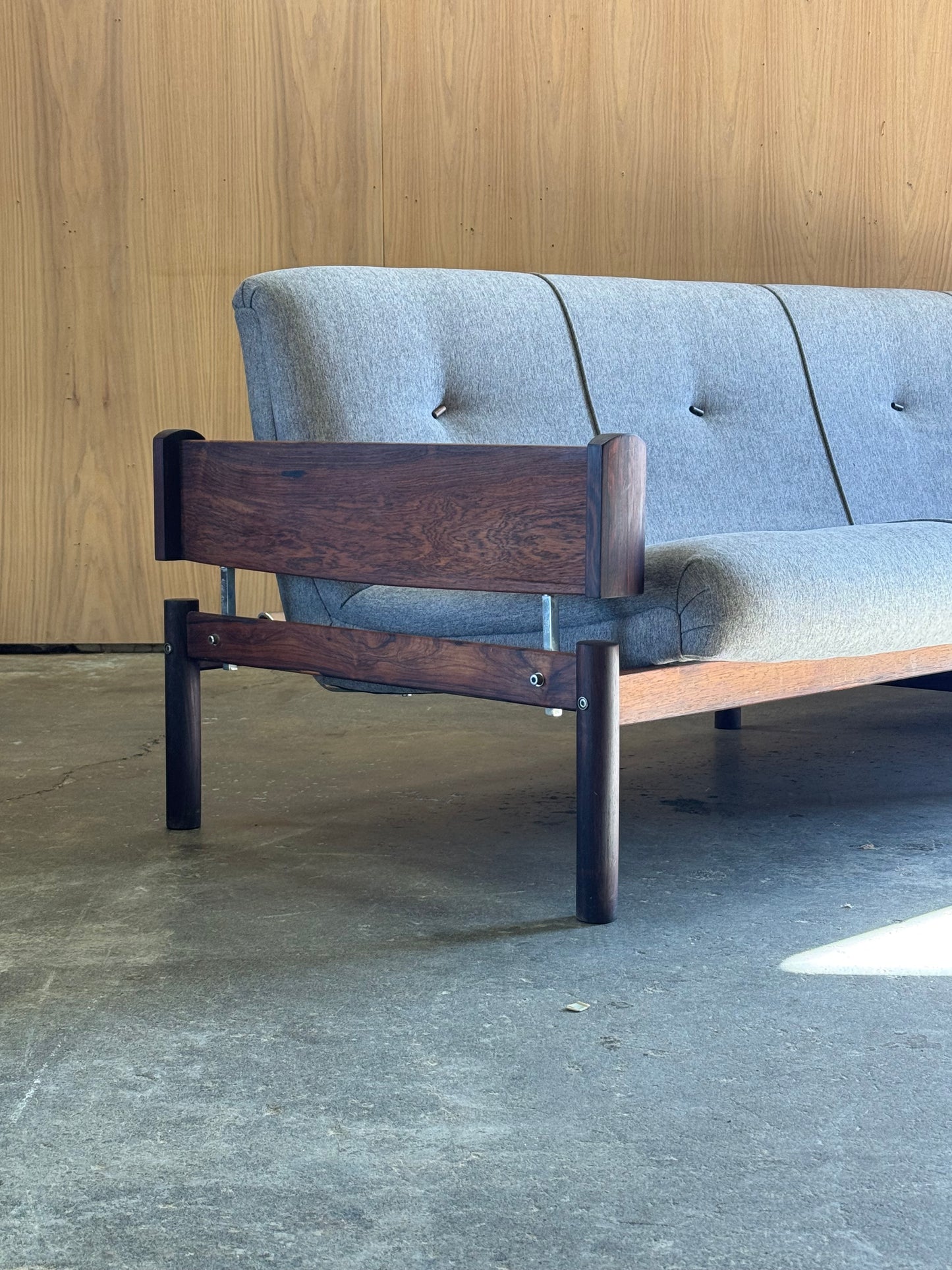 1960s MP 13 Sofa by Percival Lafer in Brazilian rosewood and grey fabric