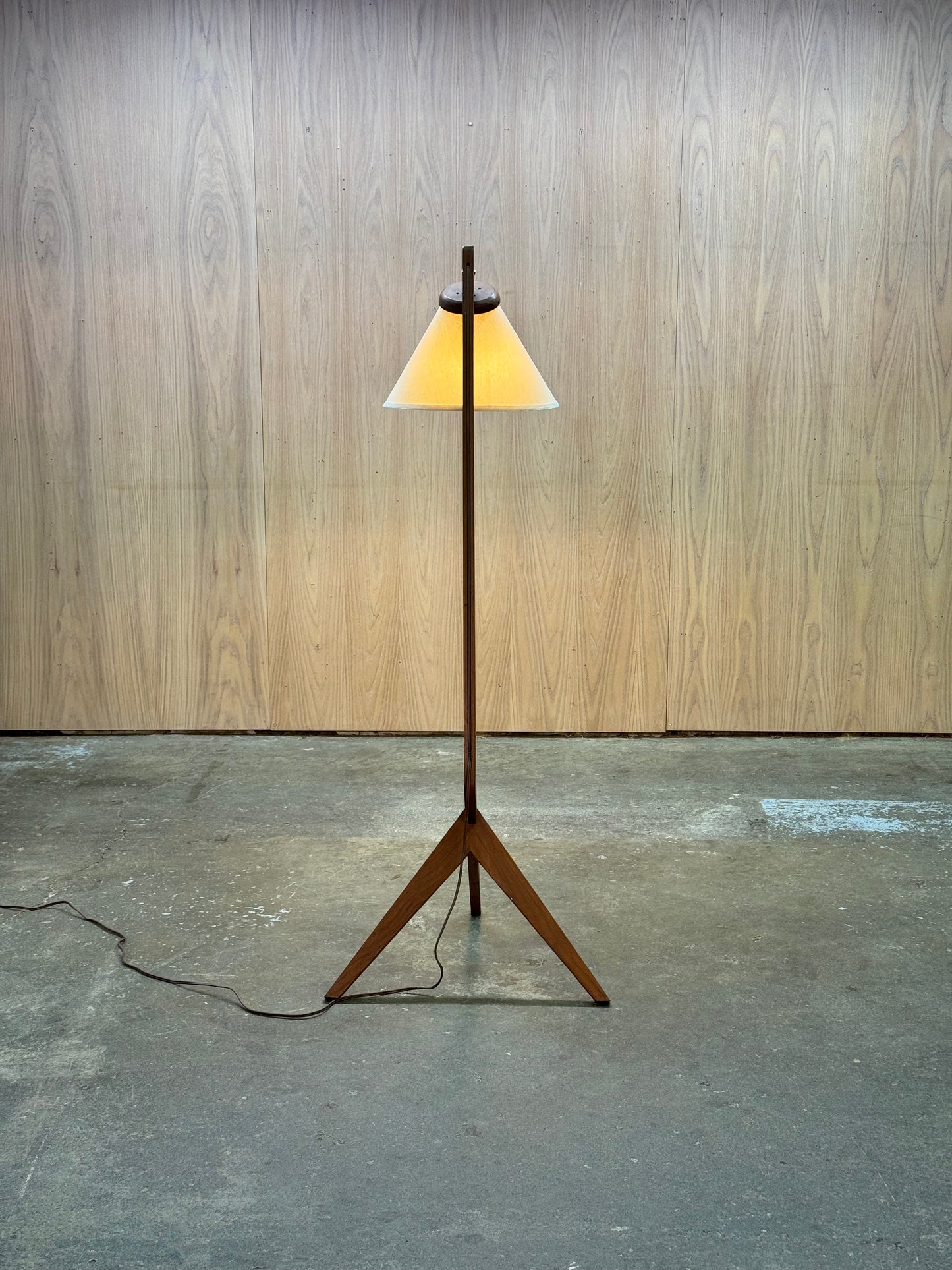 1960s Boomerang Floor Lamp in teak and fabric shade