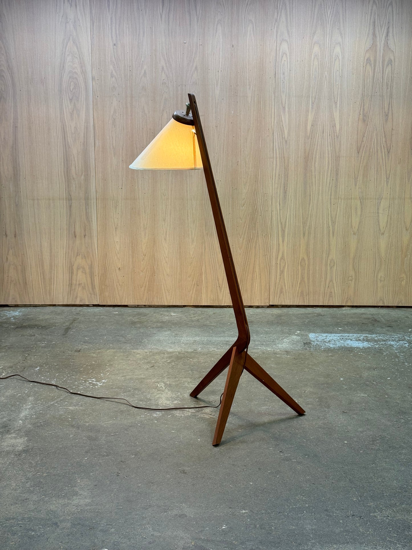 1960s Boomerang Floor Lamp in teak and fabric shade