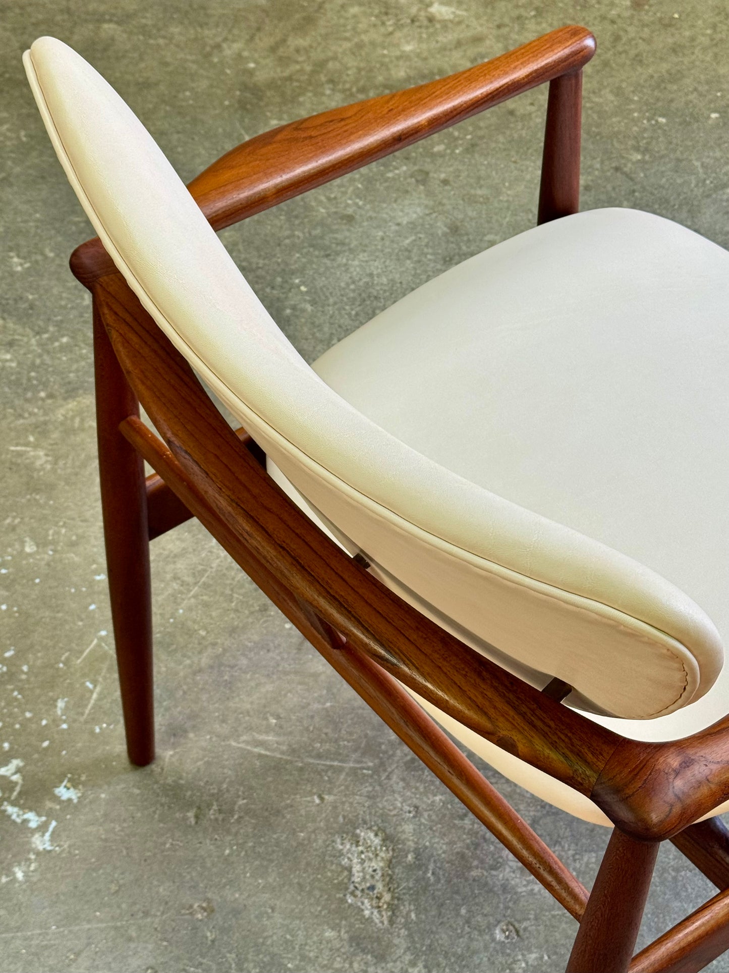 1950s NV48 Dining Chair by Finn Juhl for Niels Vodder in teak and Sorensen vegetal leather