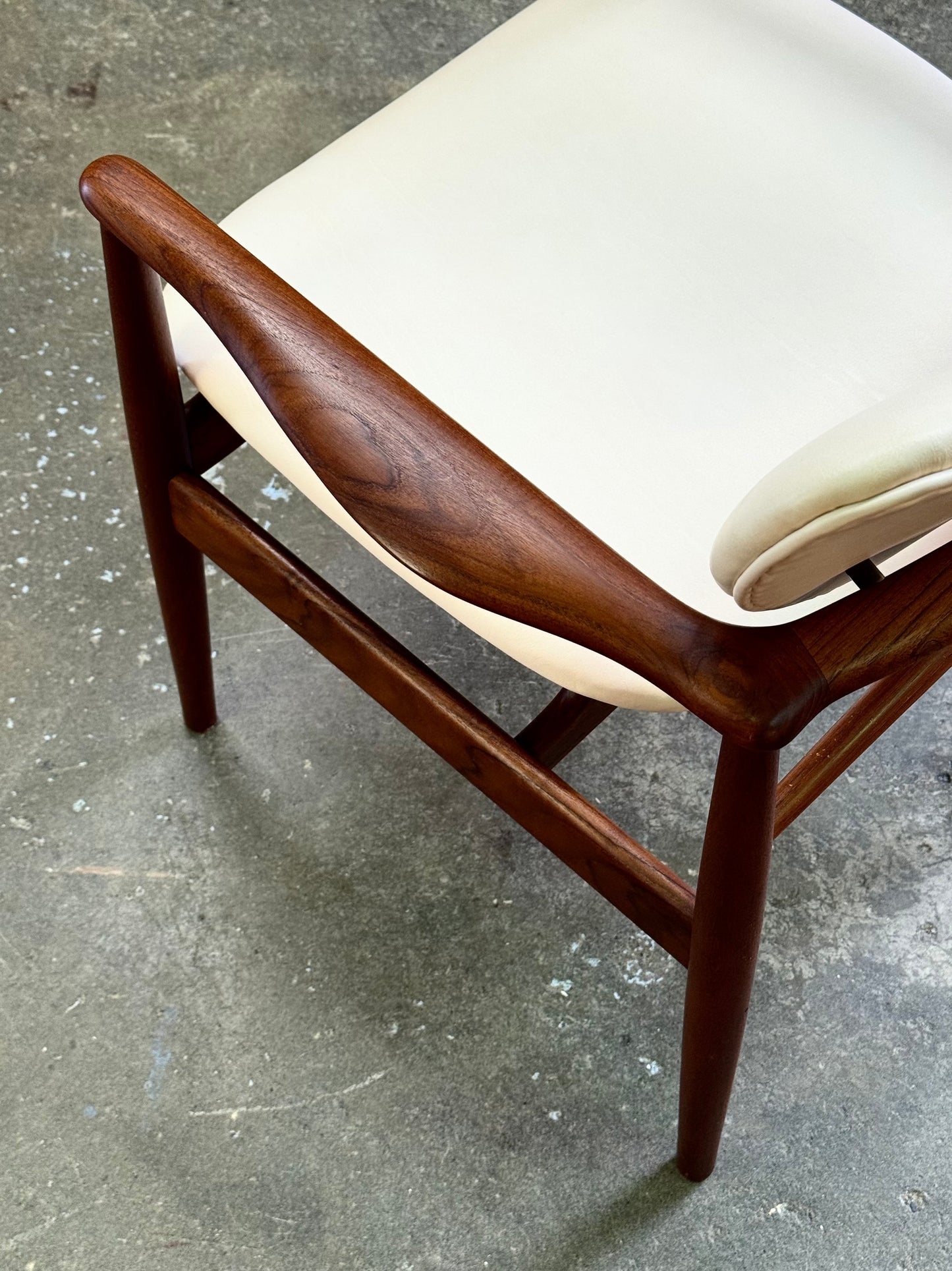 1950s NV48 Dining Chair by Finn Juhl for Niels Vodder in teak and Sorensen vegetal leather