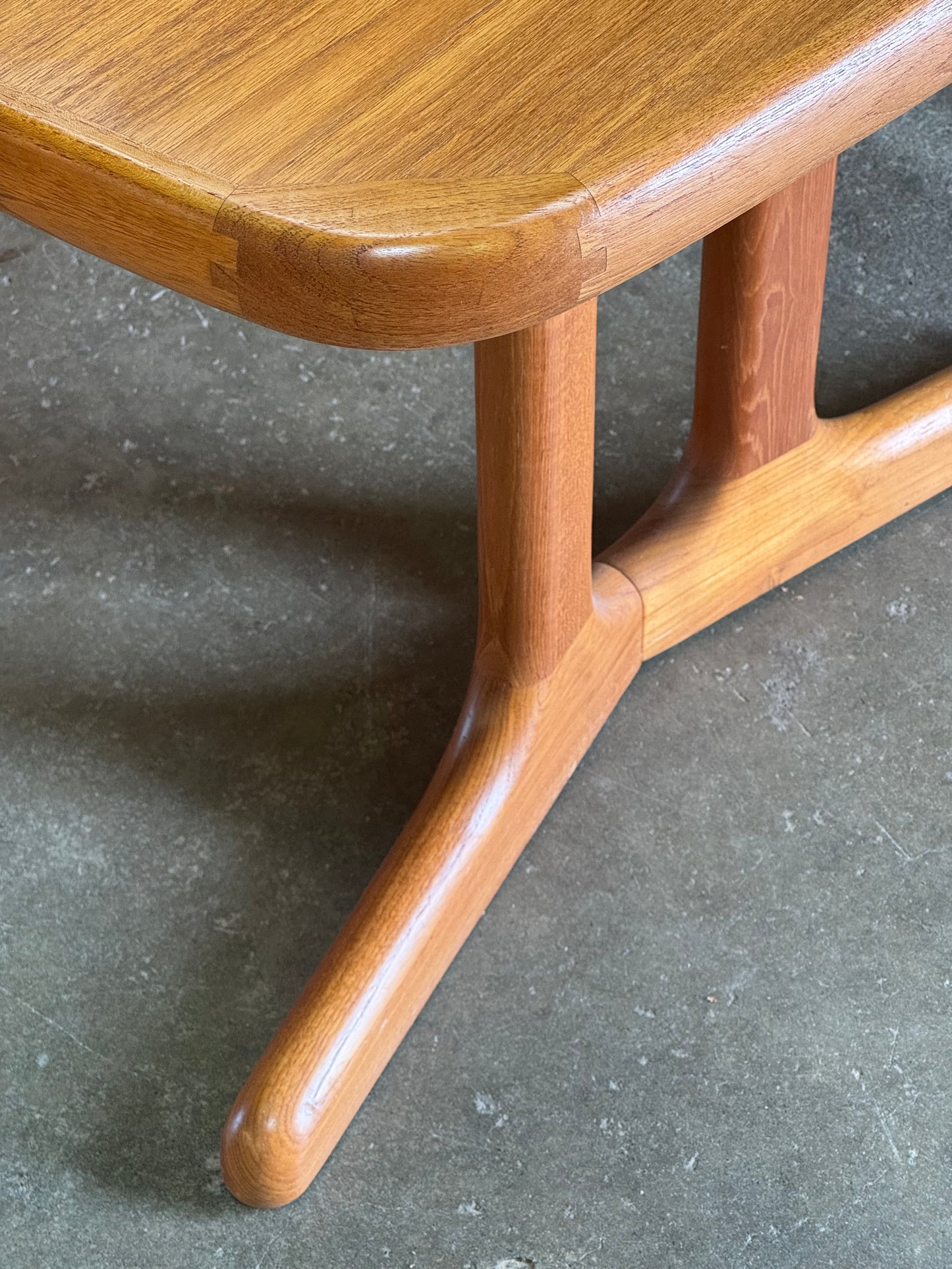1960s Danish extending dining table in teak