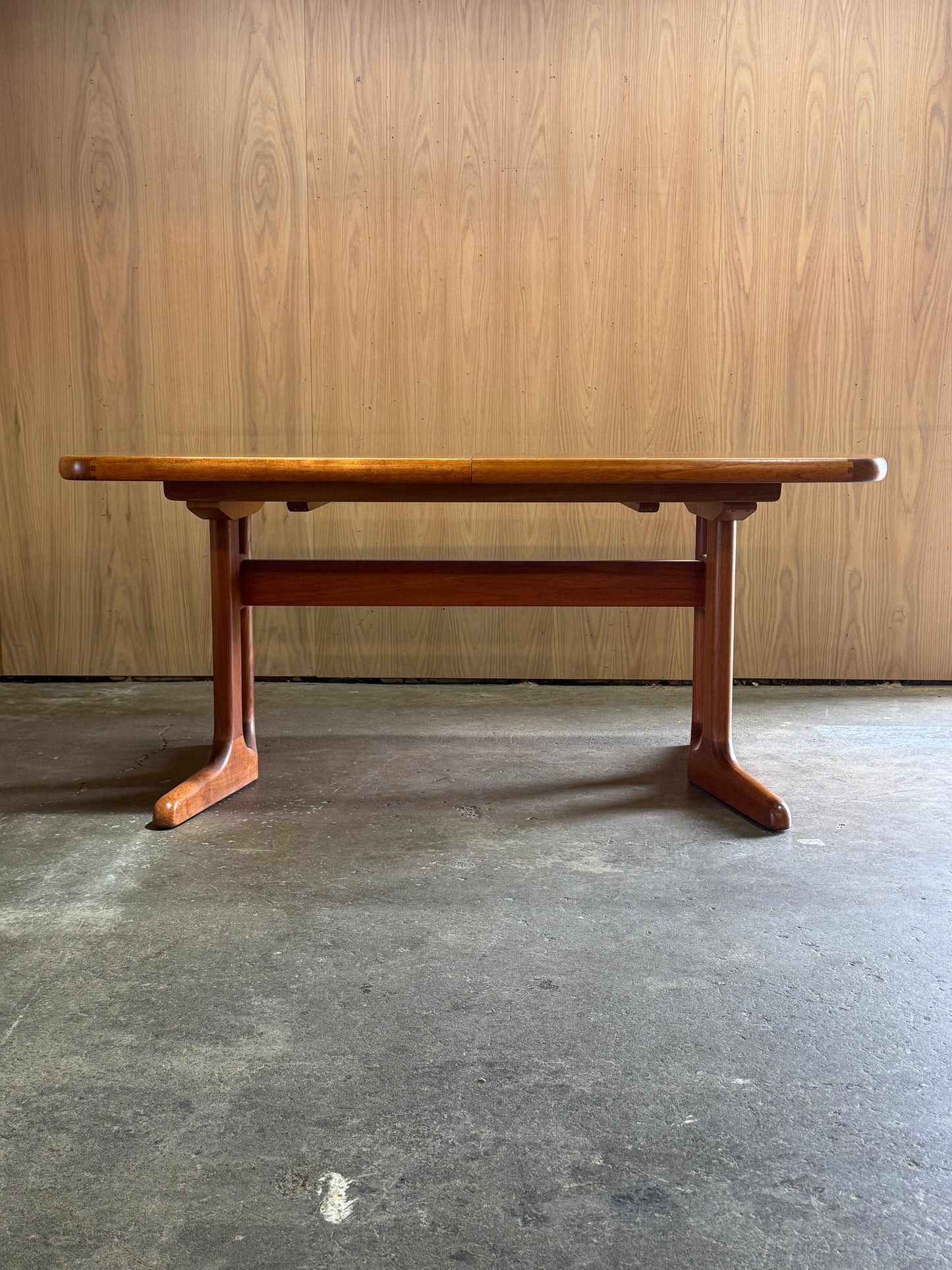 1960s Danish extending dining table in teak