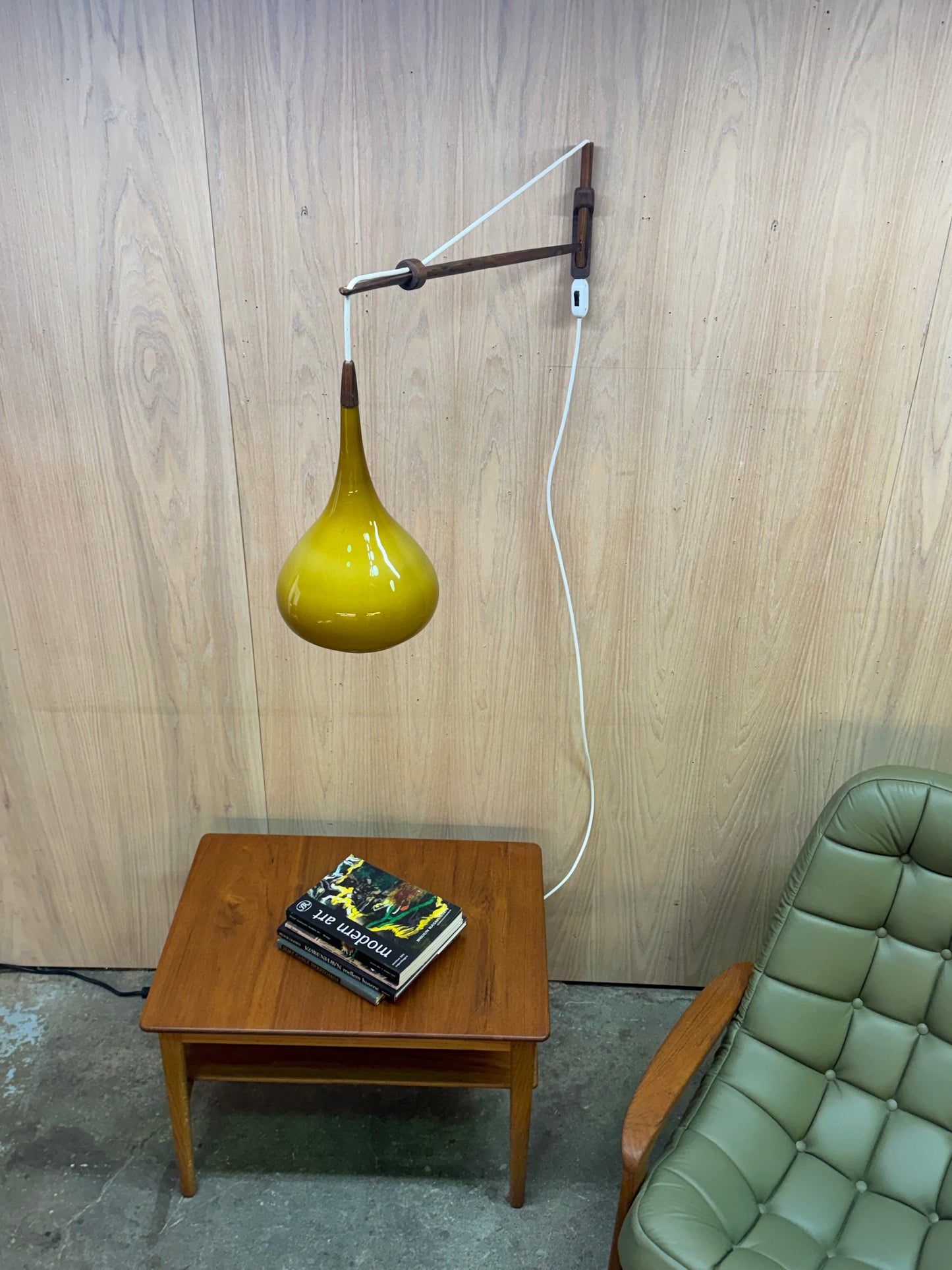1950s Wall Lamp in rosewood and olive glass
