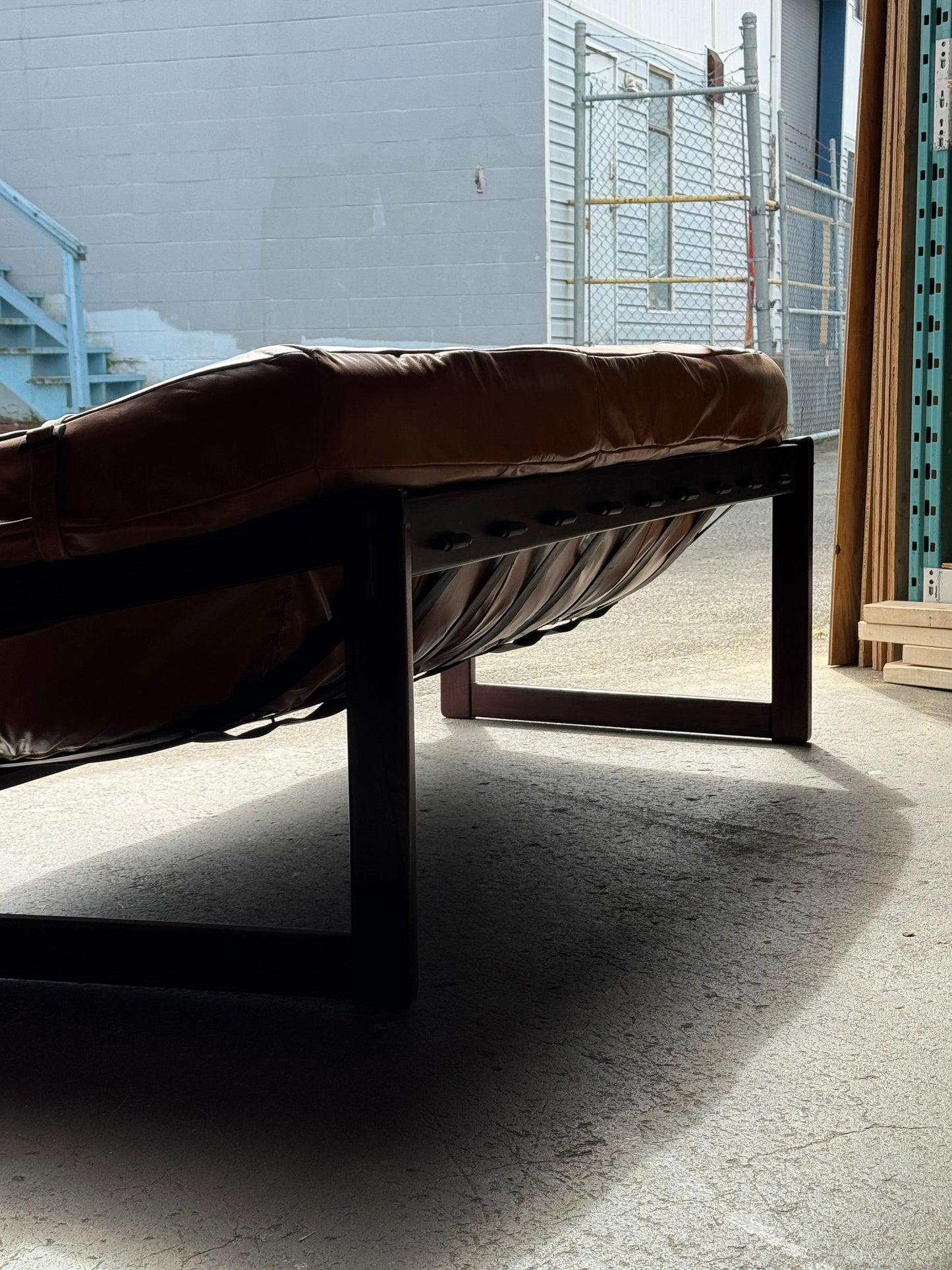 1960s MP91 Sofa by Percival Lafer in hardwood and Italian leather