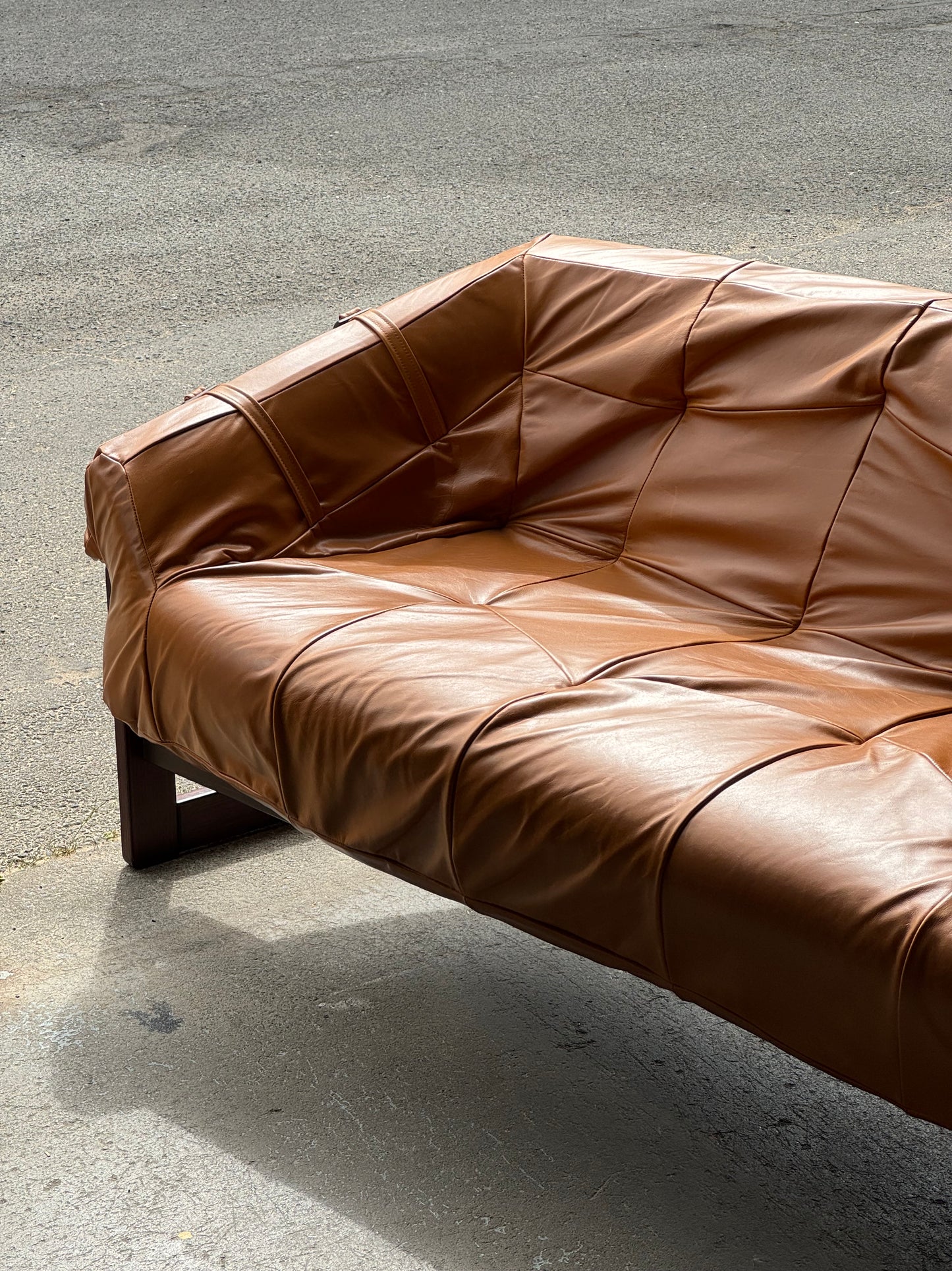 1960s MP91 Sofa by Percival Lafer in hardwood and Italian leather