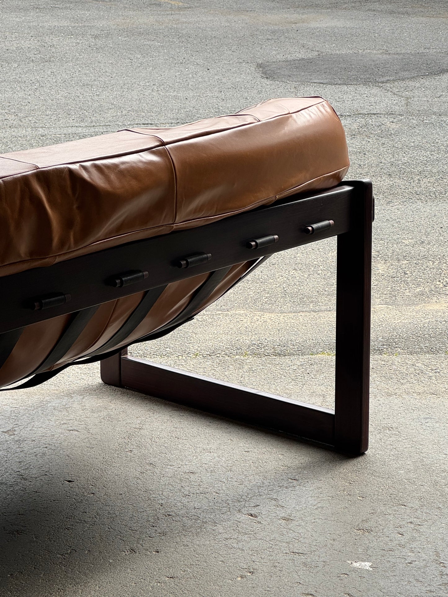 1960s MP91 Sofa by Percival Lafer in hardwood and Italian leather