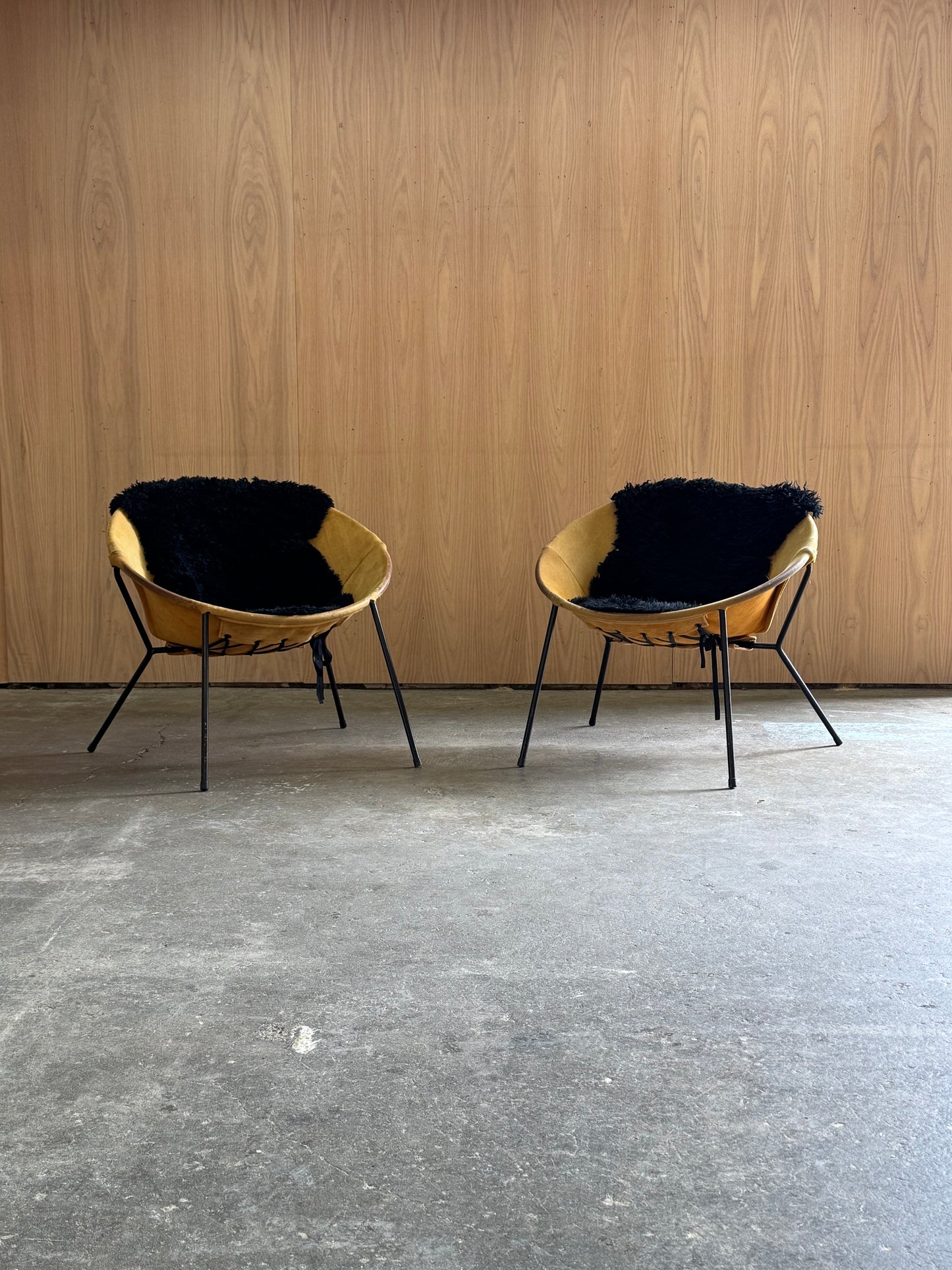 1960s Balloon Chair Pair by Hans Olsen for Lea Design in steel and mustard leather