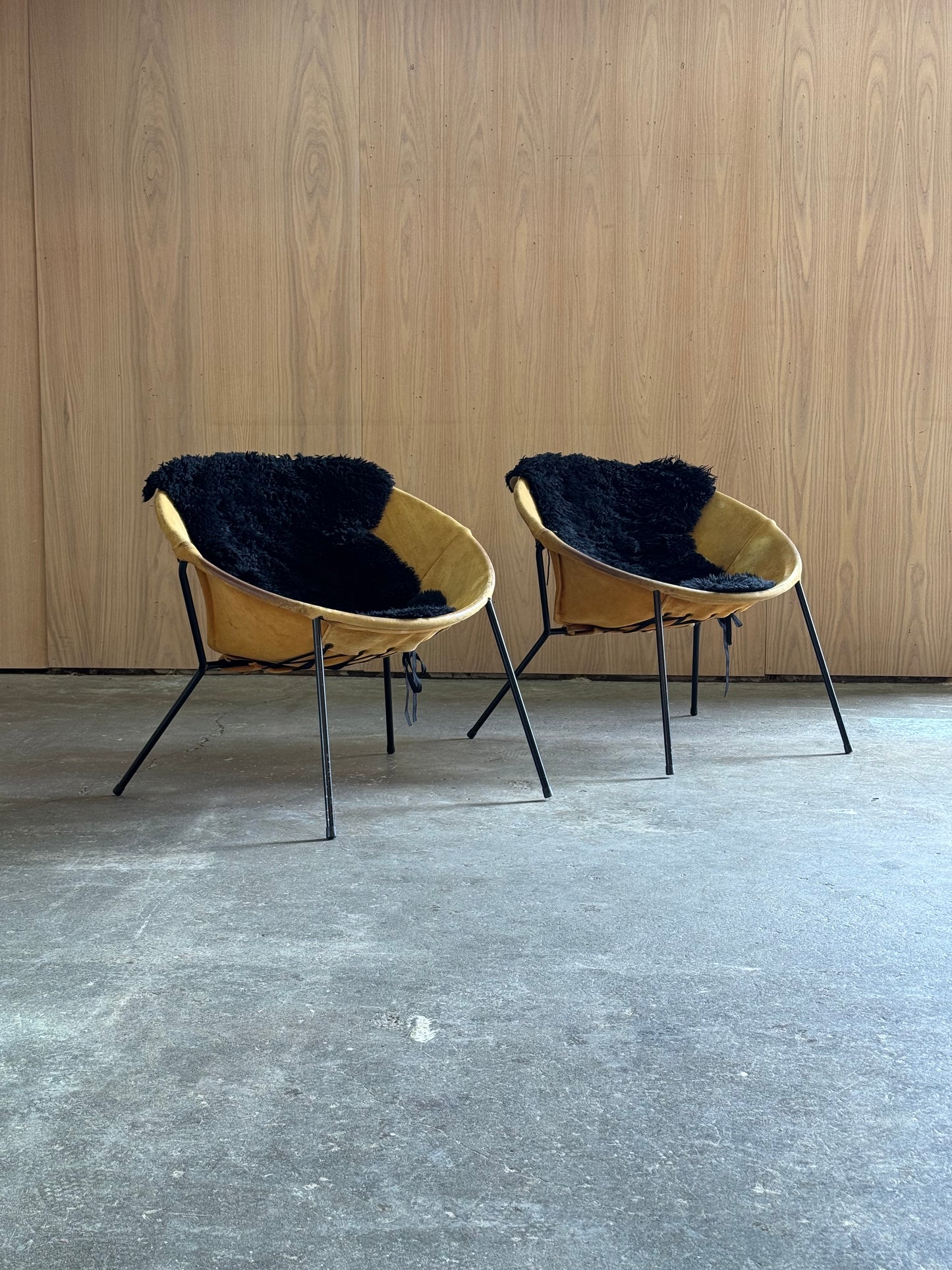 1960s Balloon Chair Pair by Hans Olsen for Lea Design in steel and mustard leather