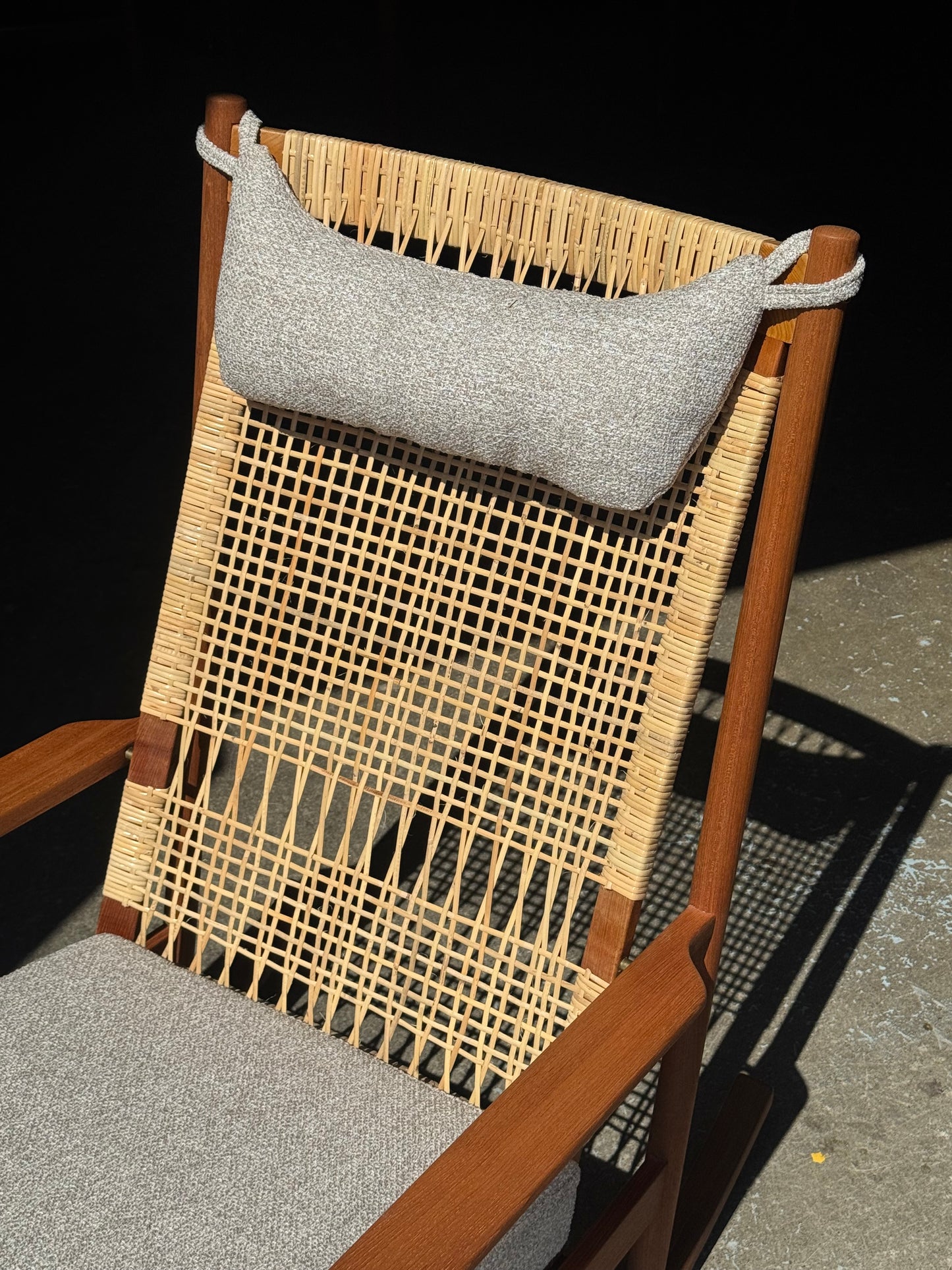 1950s Model 532-A Rocking Chair by Hans Olsen for Juul Kristensen
