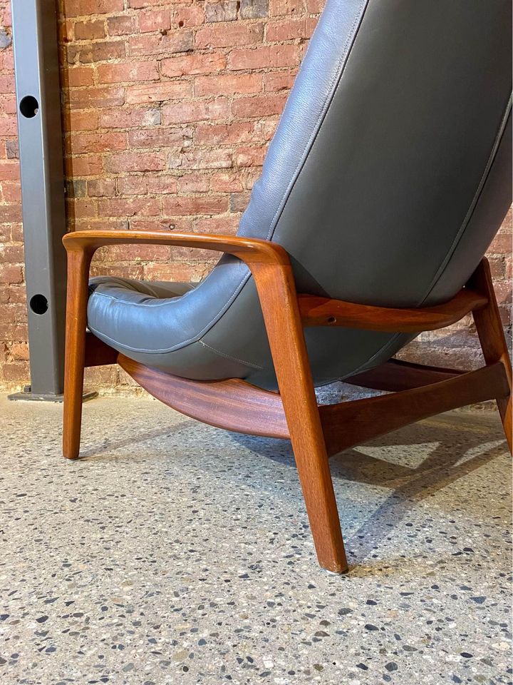 1960s Mid Century “Scoop” Teak and Leather Lounge Chair by R Huber - Pray  for Modern