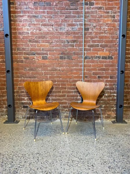 Pair of 1970s Danish Teak Series 7 Chairs by Arne Jacobsen for Fritz Hansen