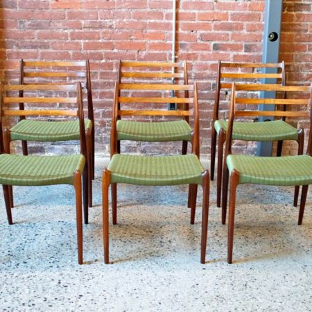 Set of Six 1960s Brazilian Rosewood Model 78 Chairs by Niels Møller